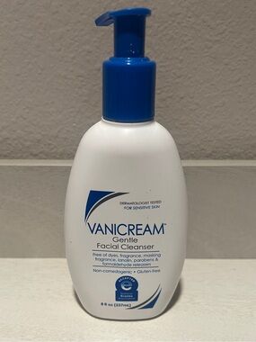 Vanicream Gentle Facial Cleanser - White & Blue Pump Bottle